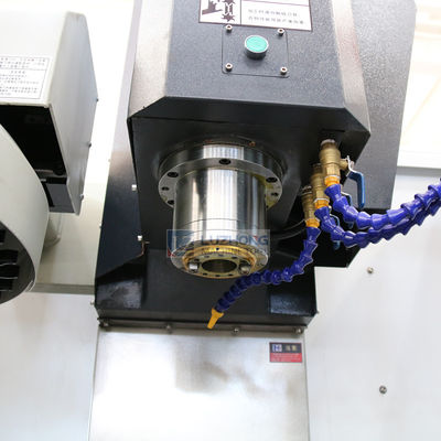 VMC650 het Malenmachine van China CNC Verticale het Machinaal bewerken Centrumprijs