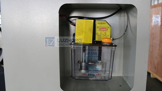 Lichte CNC van de typedesktop CNC van de Draaibankmachine Horizontale Kleine Draaibankmachine CK6136