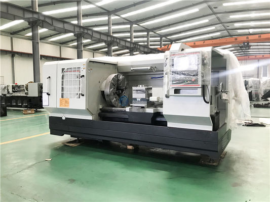 Het nieuwe de Draaibank van de Draaibankmachine QK1327 CNC Inpassen