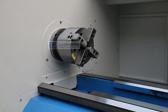 Het kleine Roestvrije staal die van de het Metaaldraaibank van CK6136D CNC Draaibank machinaal bewerken