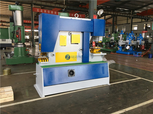 Q35Y-25 fabriek de arbeider van het hydraulische ponsen en het scheren machineijzer